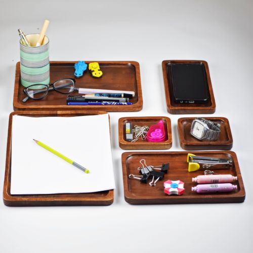 TABLE ORGANIZER